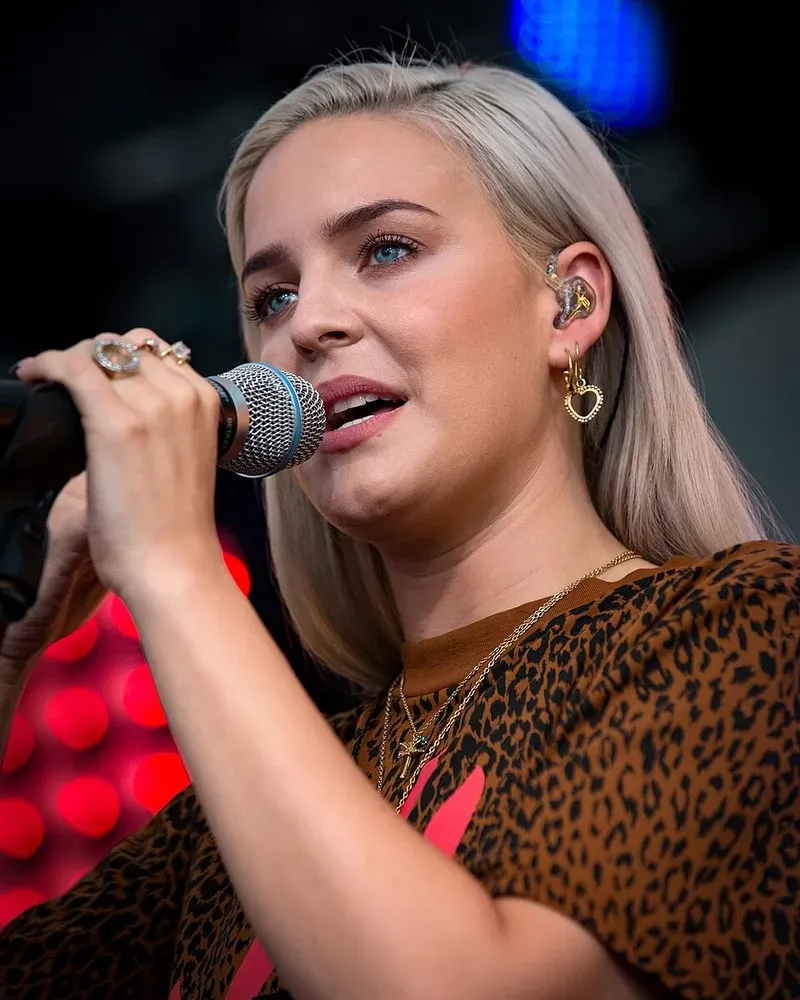 Anne-Marie