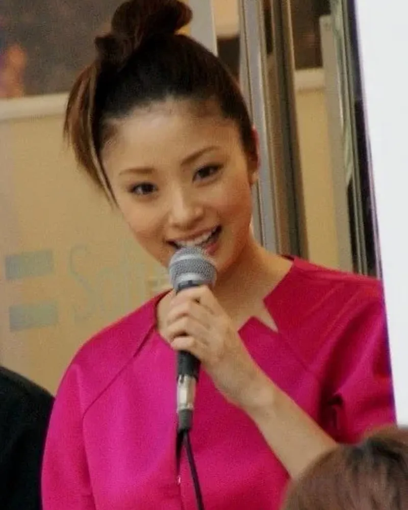 Aya Ueto