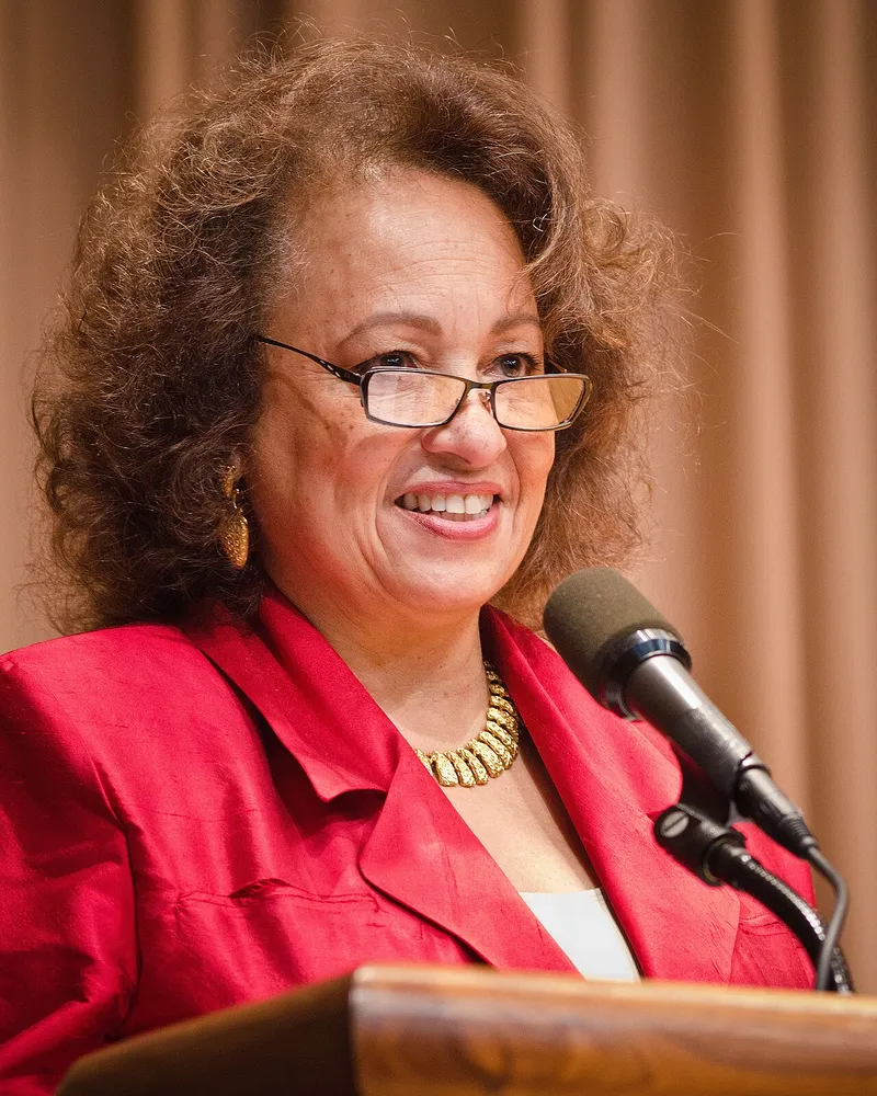 Daphne Maxwell Reid