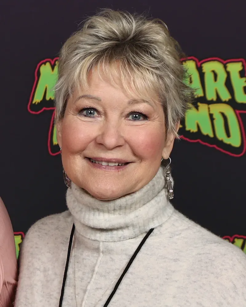 Dee Wallace