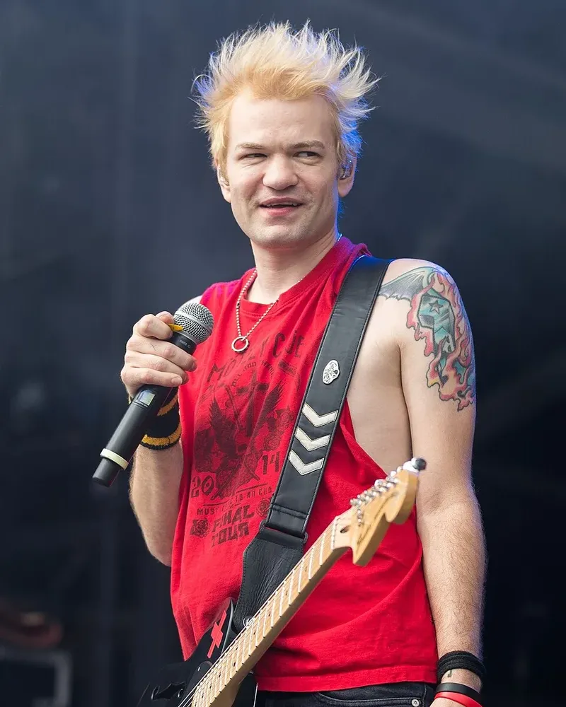 Deryck Whibley