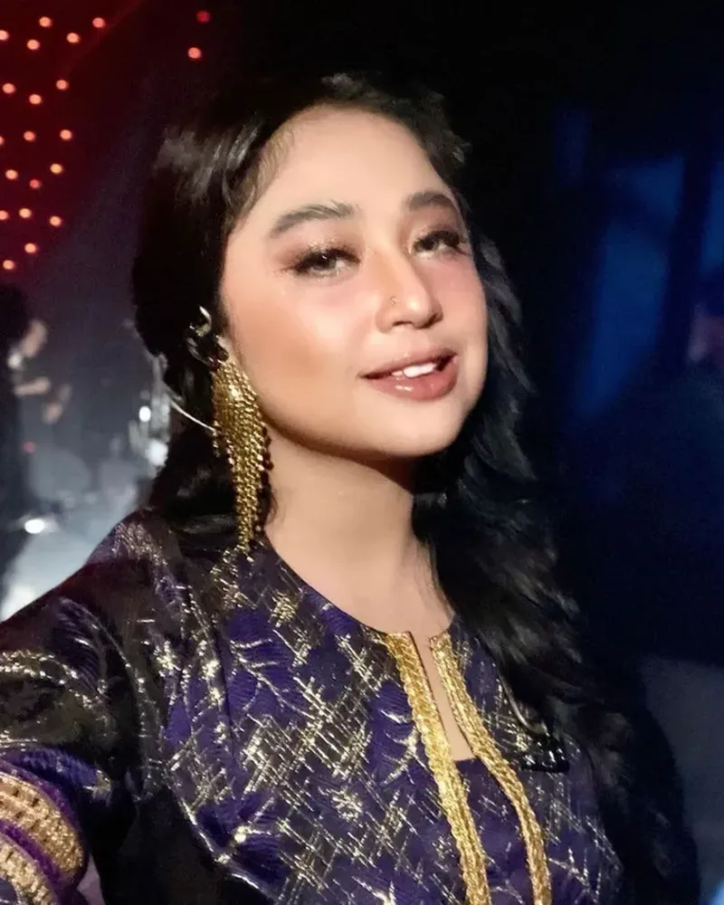 Dewi Persik