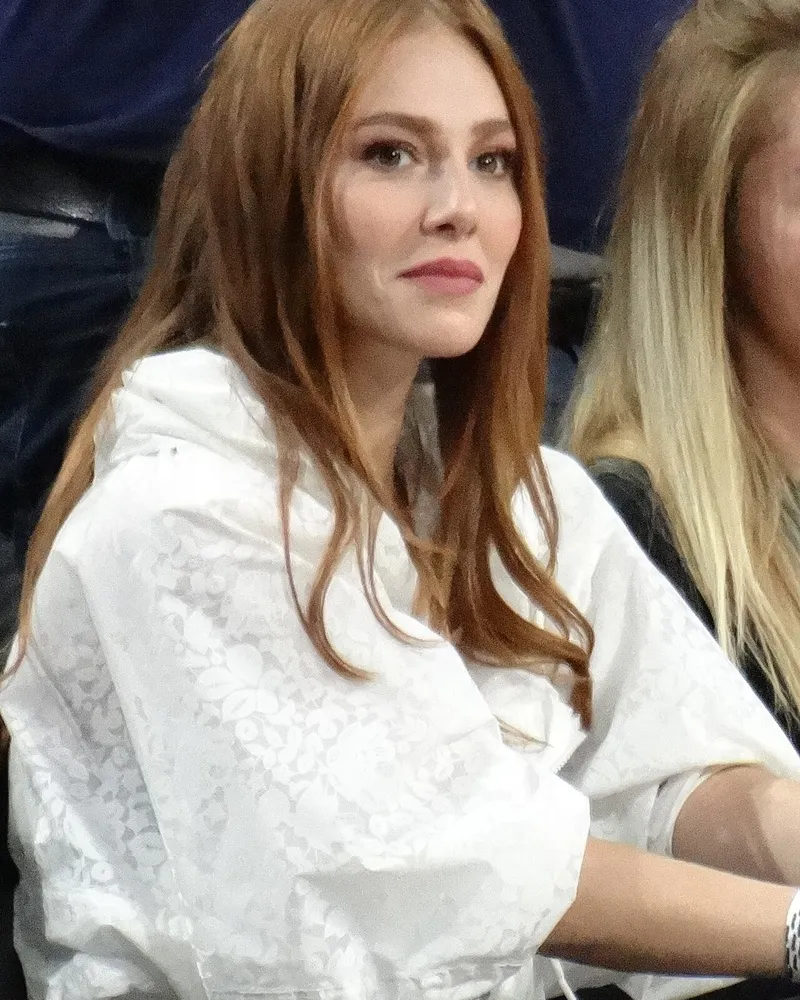 Elçin Sangu
