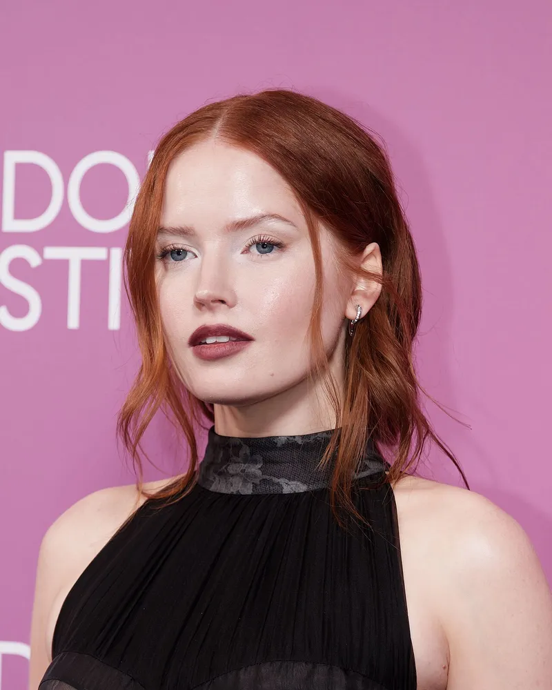 Ellie Bamber