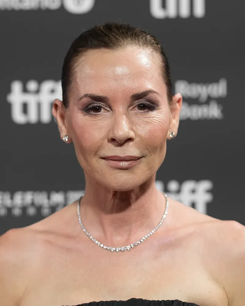 Embeth Davidtz