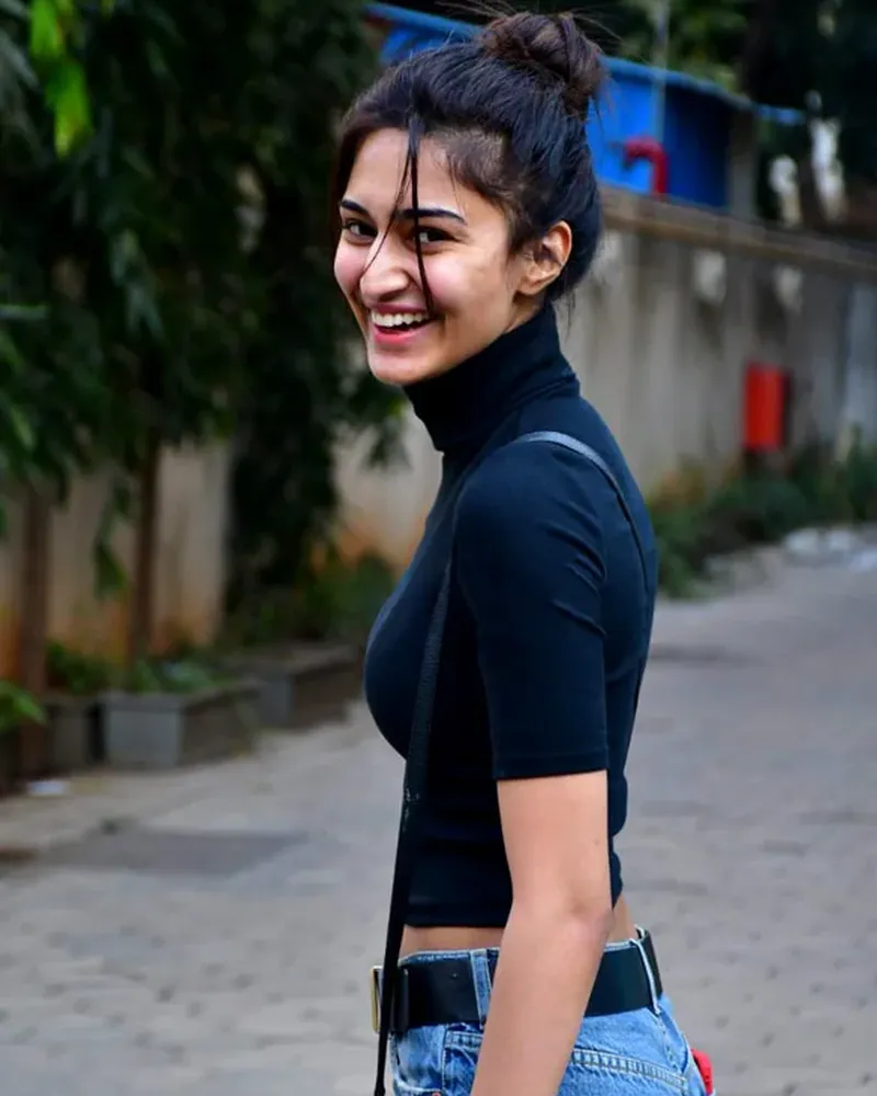 Erica Fernandes