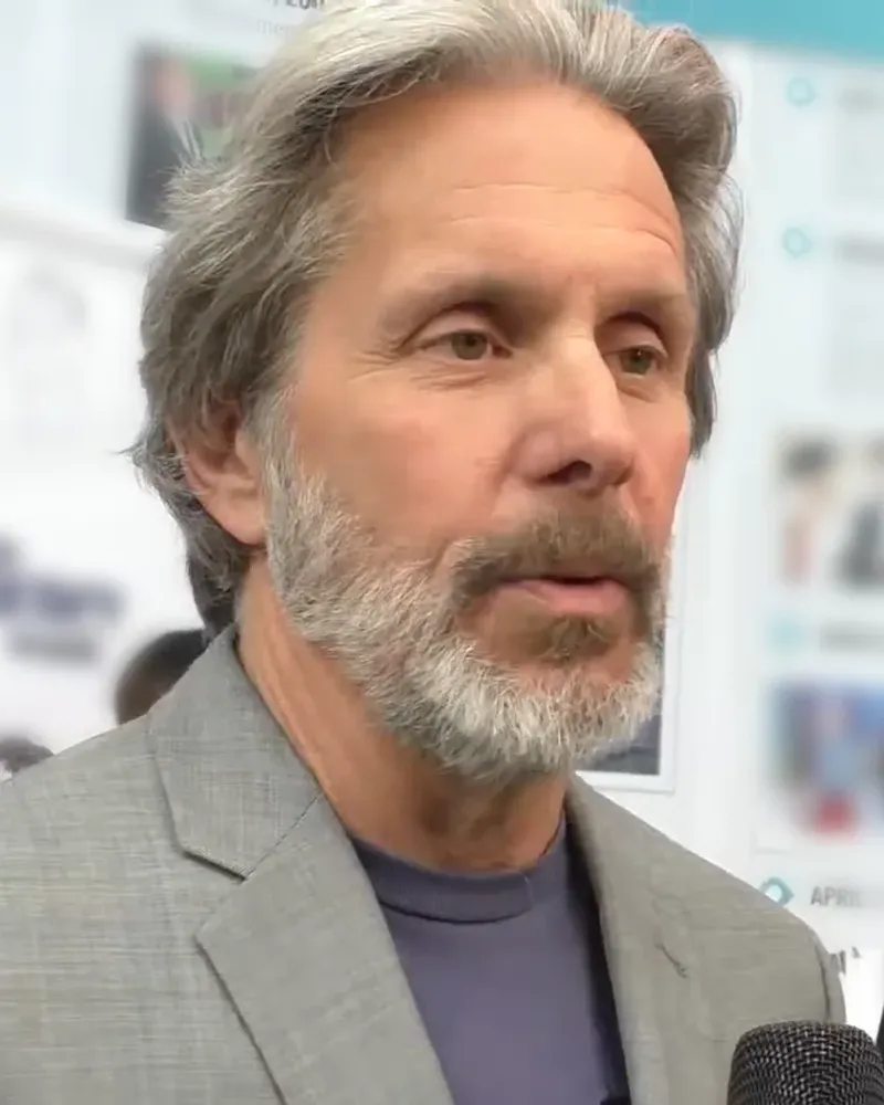 Gary Cole