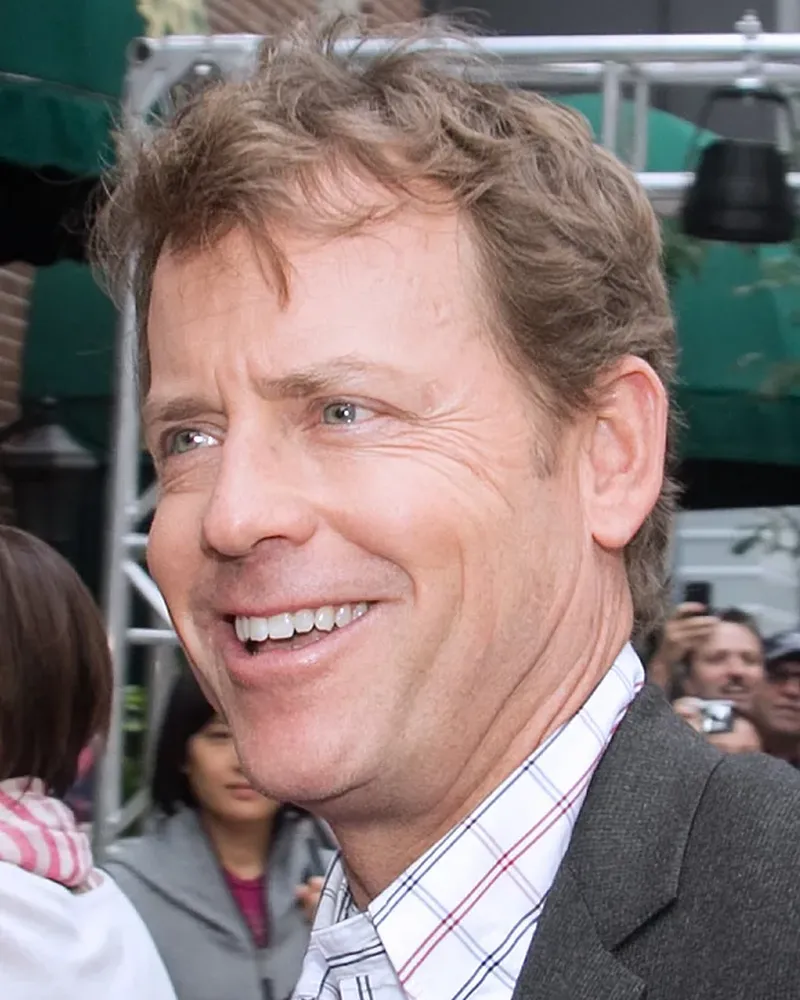 Greg Kinnear
