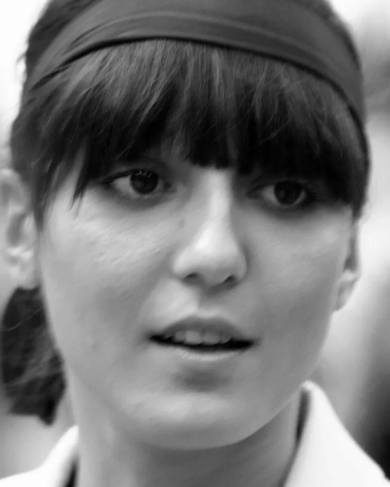Irina Lăzăreanu