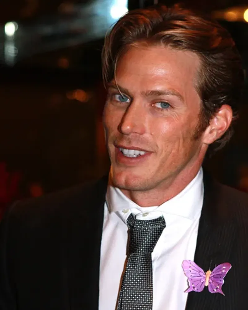 Jason Lewis