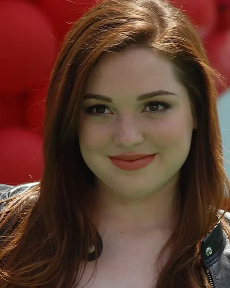 Jennifer Stone