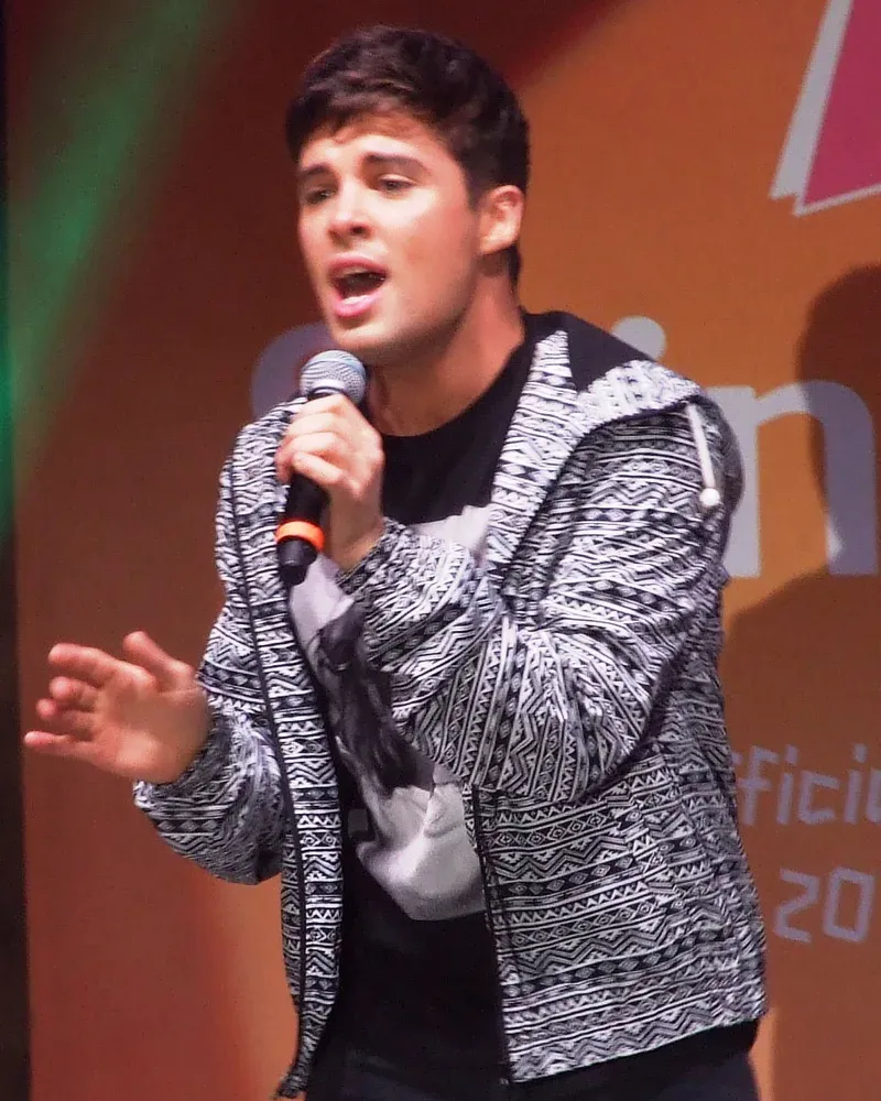 Joe McElderry