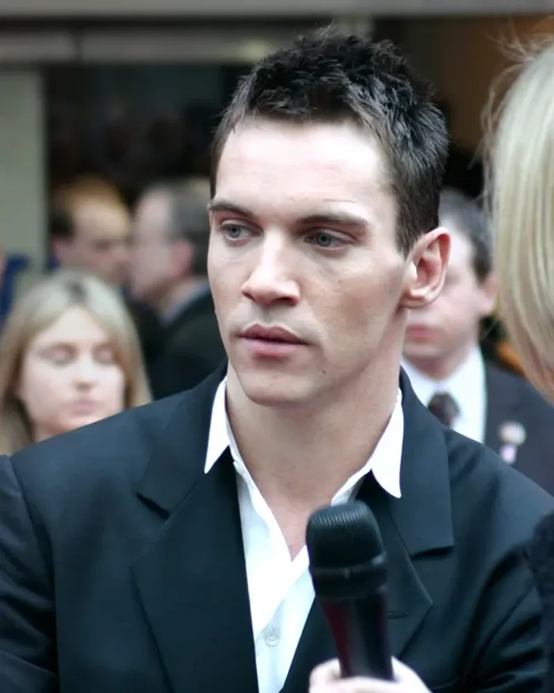 Jonathan Rhys Meyers