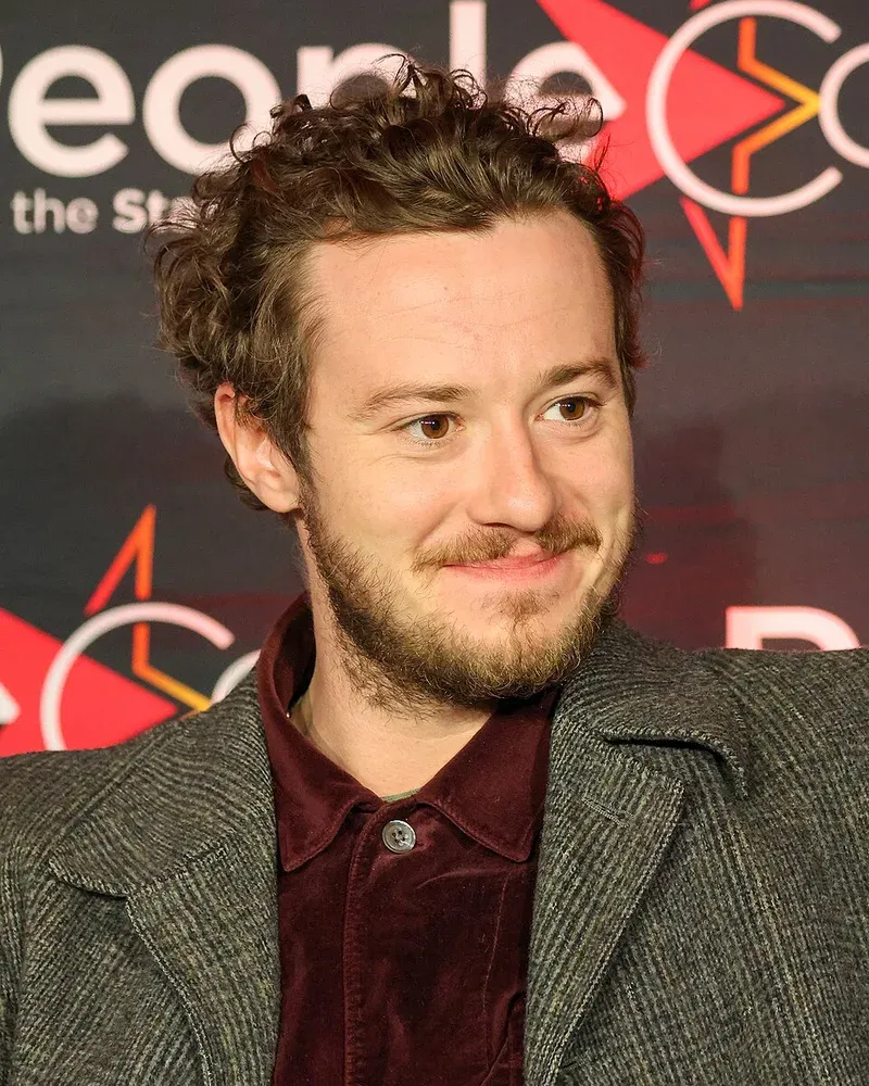 Joseph Quinn