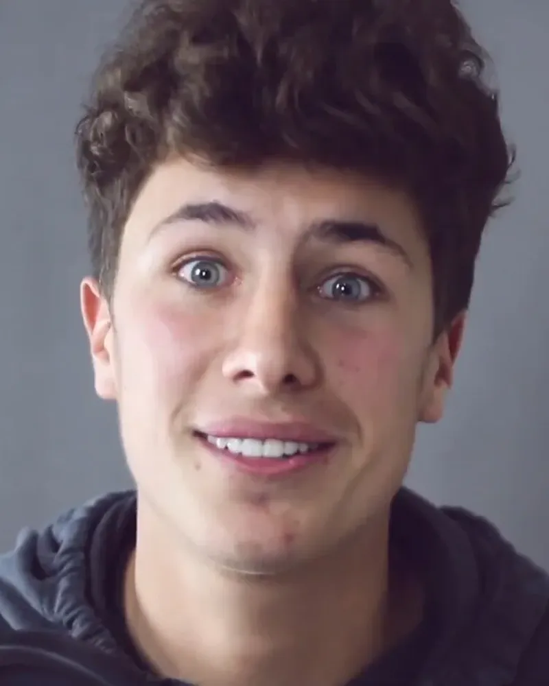 Juanpa Zurita