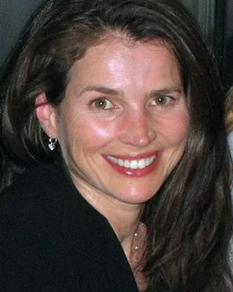 Julia Ormond