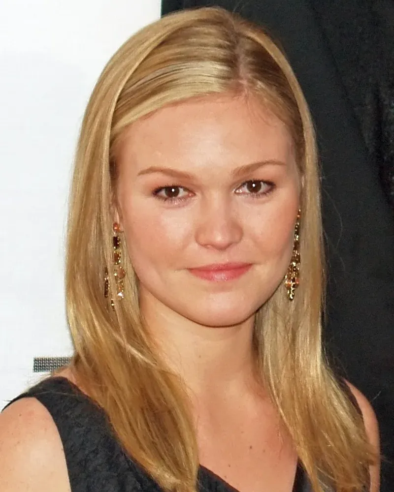 Julia Stiles
