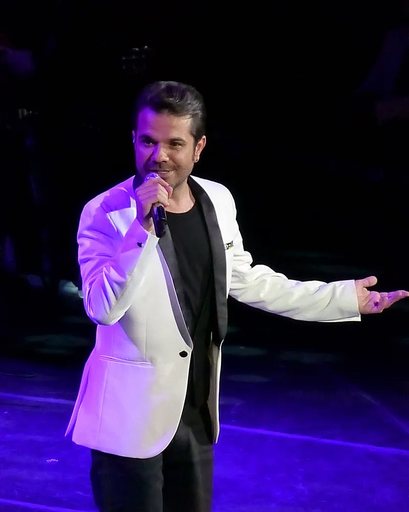Kenan Doğulu