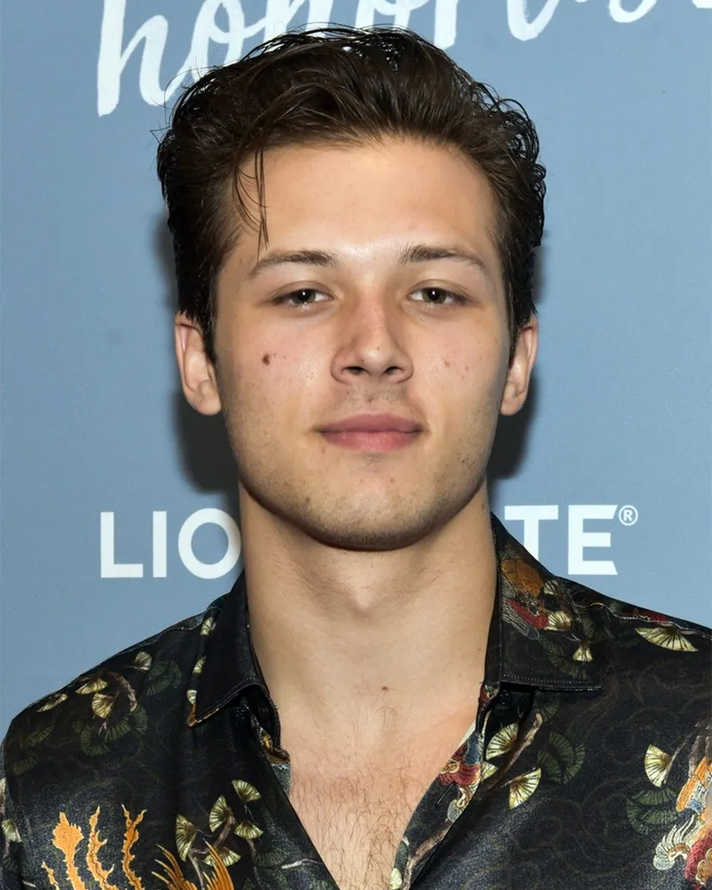 Leo Howard