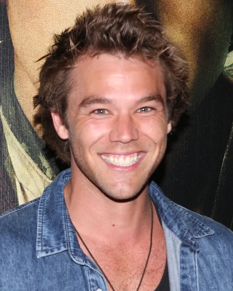 Lincoln Lewis