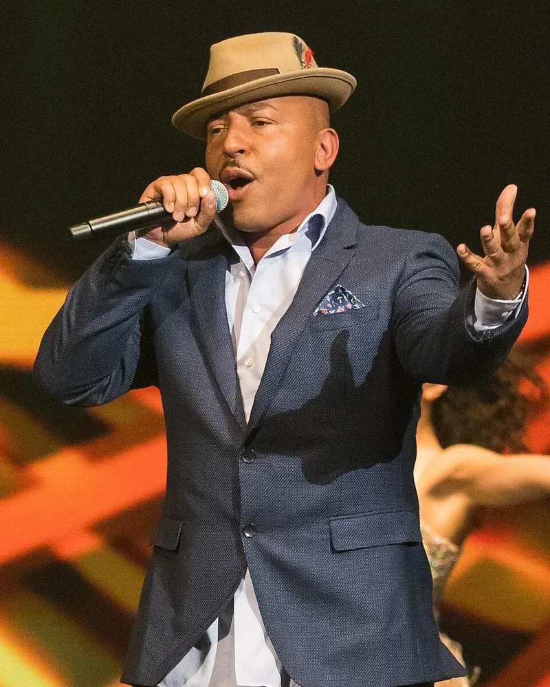 Lou Bega