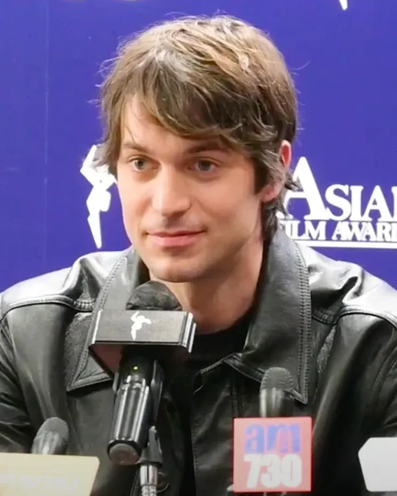 Lucas Bravo