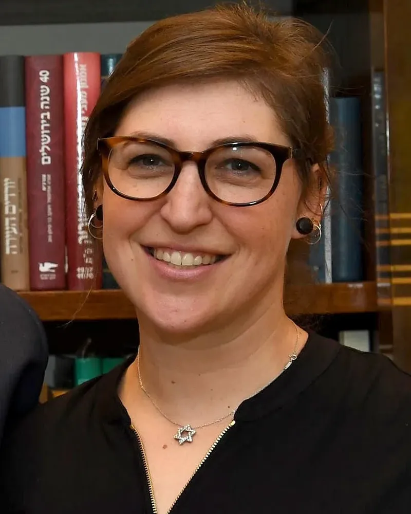 Mayim Bialik