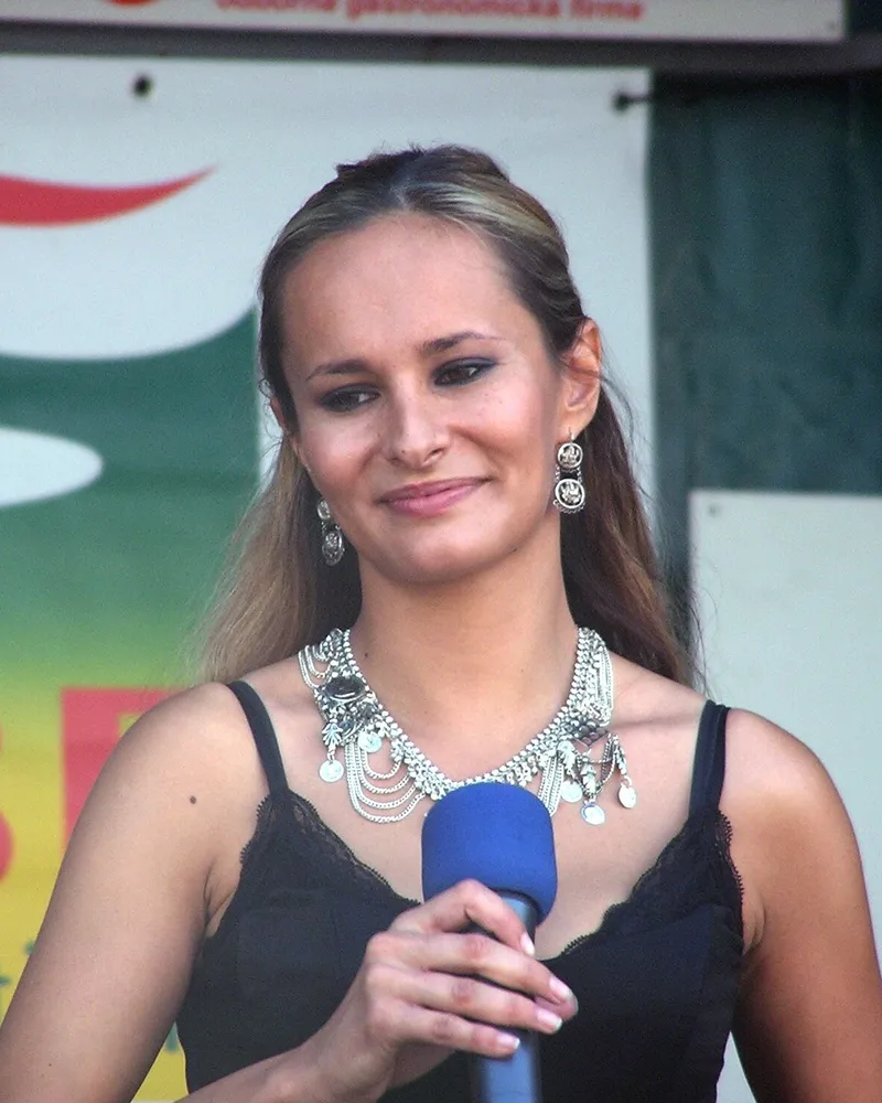 Monika Absolonová
