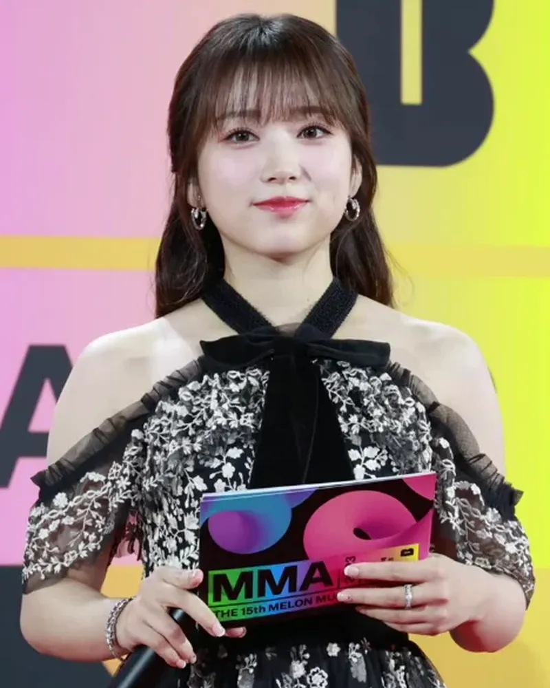 Nako Yabuki