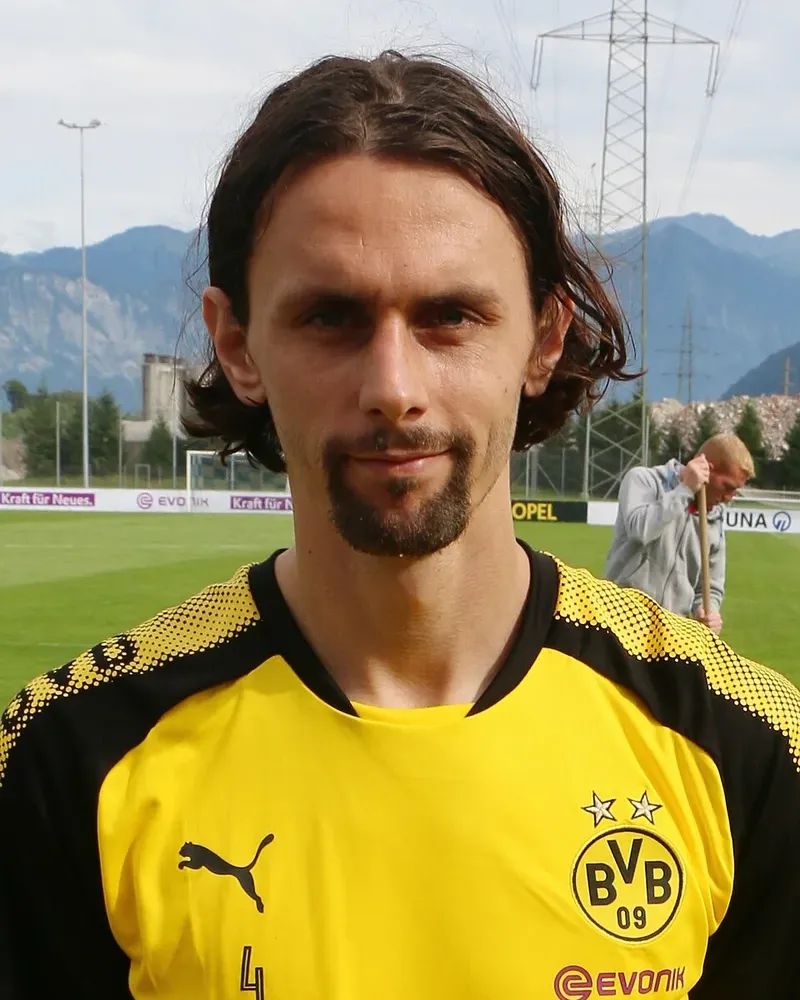 Neven Subotić