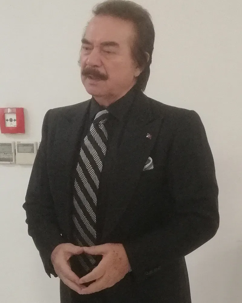 Orhan Gencebay