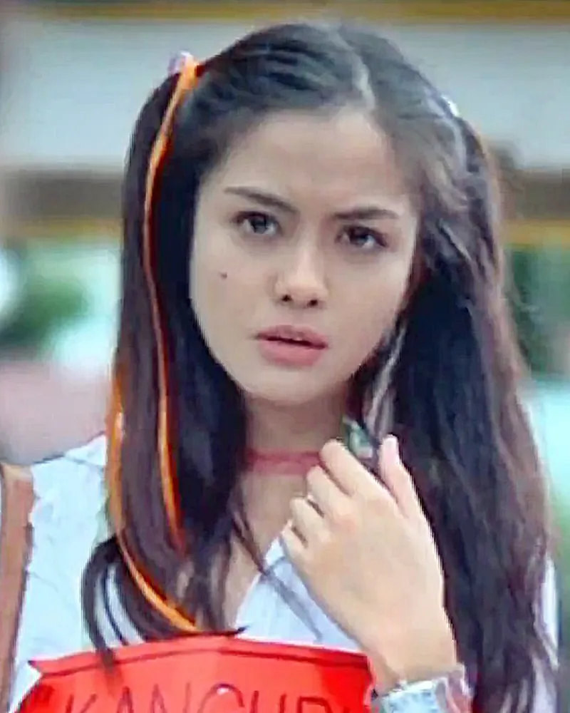 Revalina Sayuthi Temat