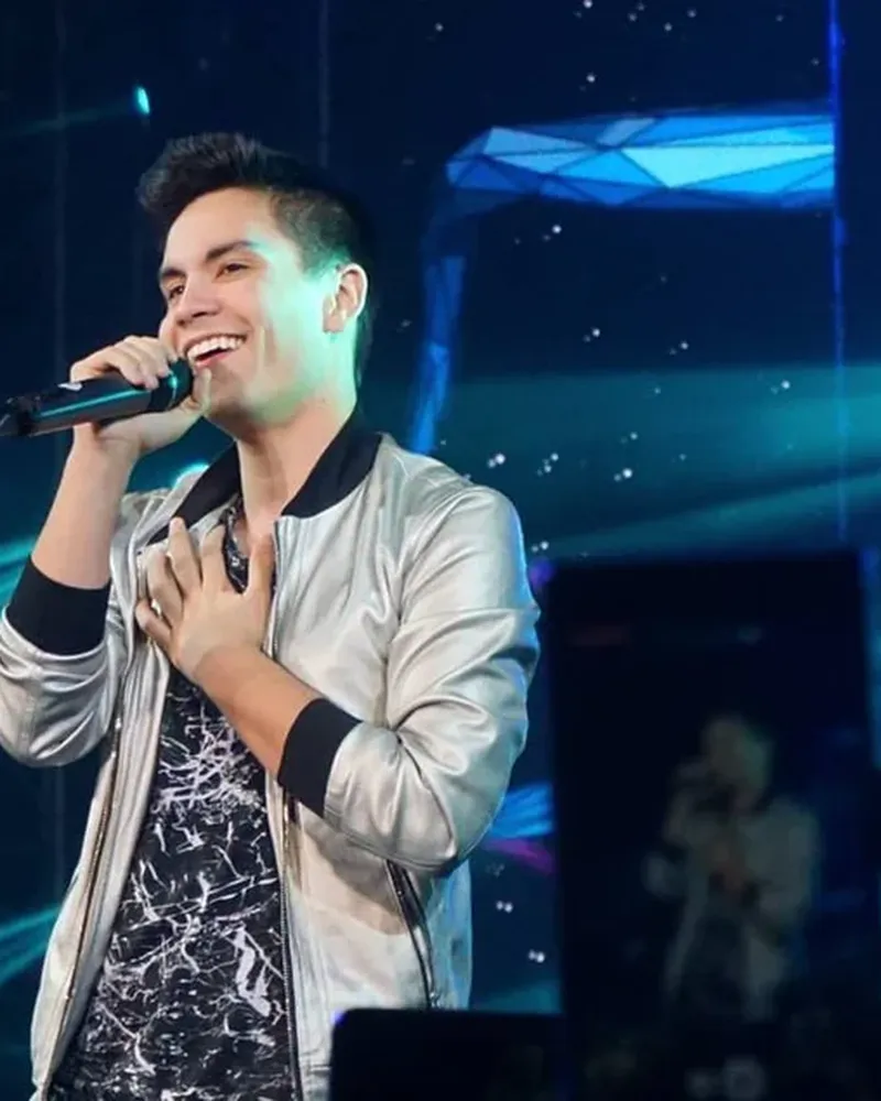 Sam Tsui