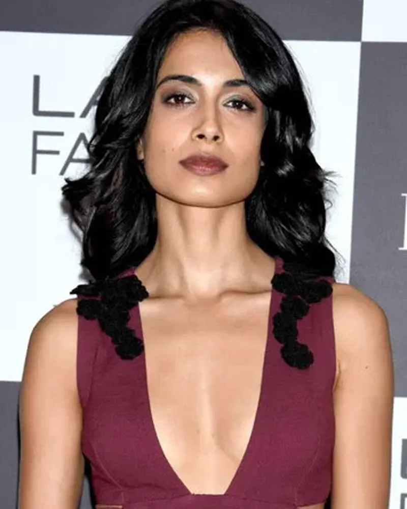 Sarah-Jane Dias