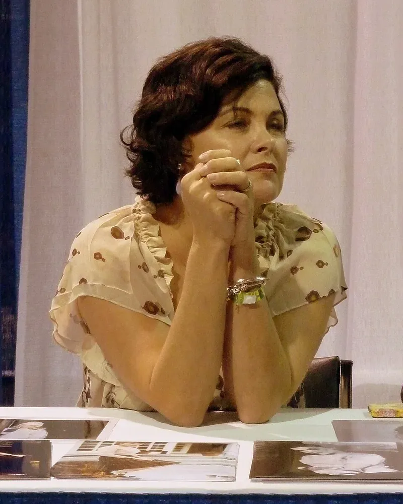 Sherilyn Fenn