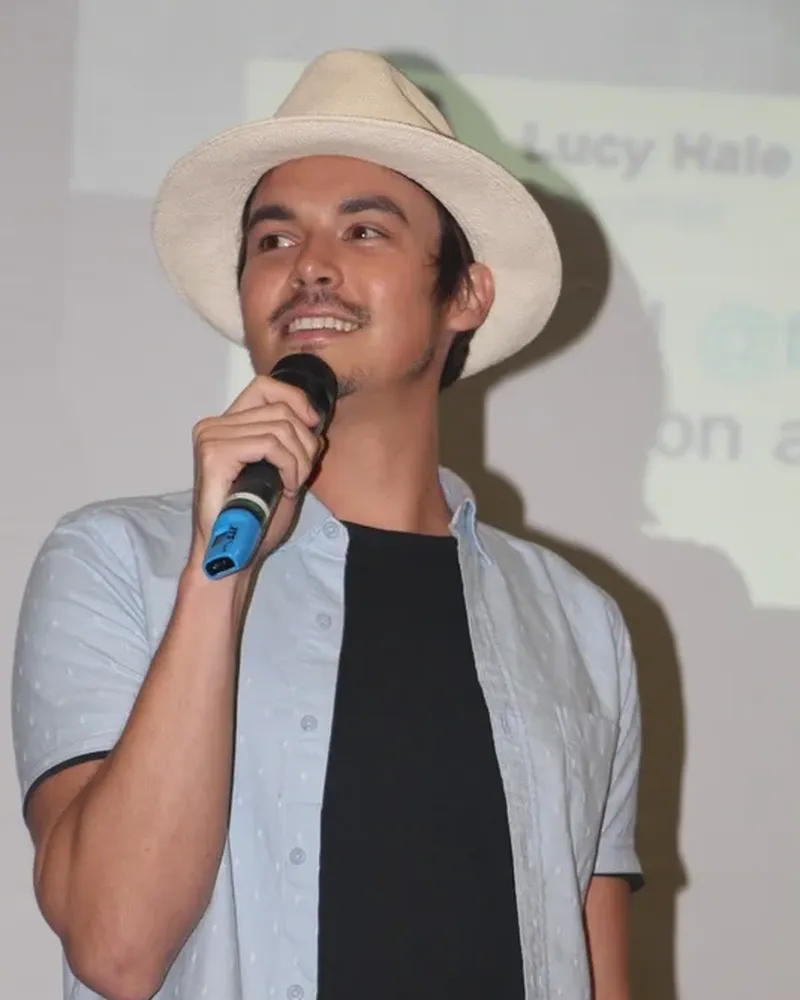 Tyler Blackburn