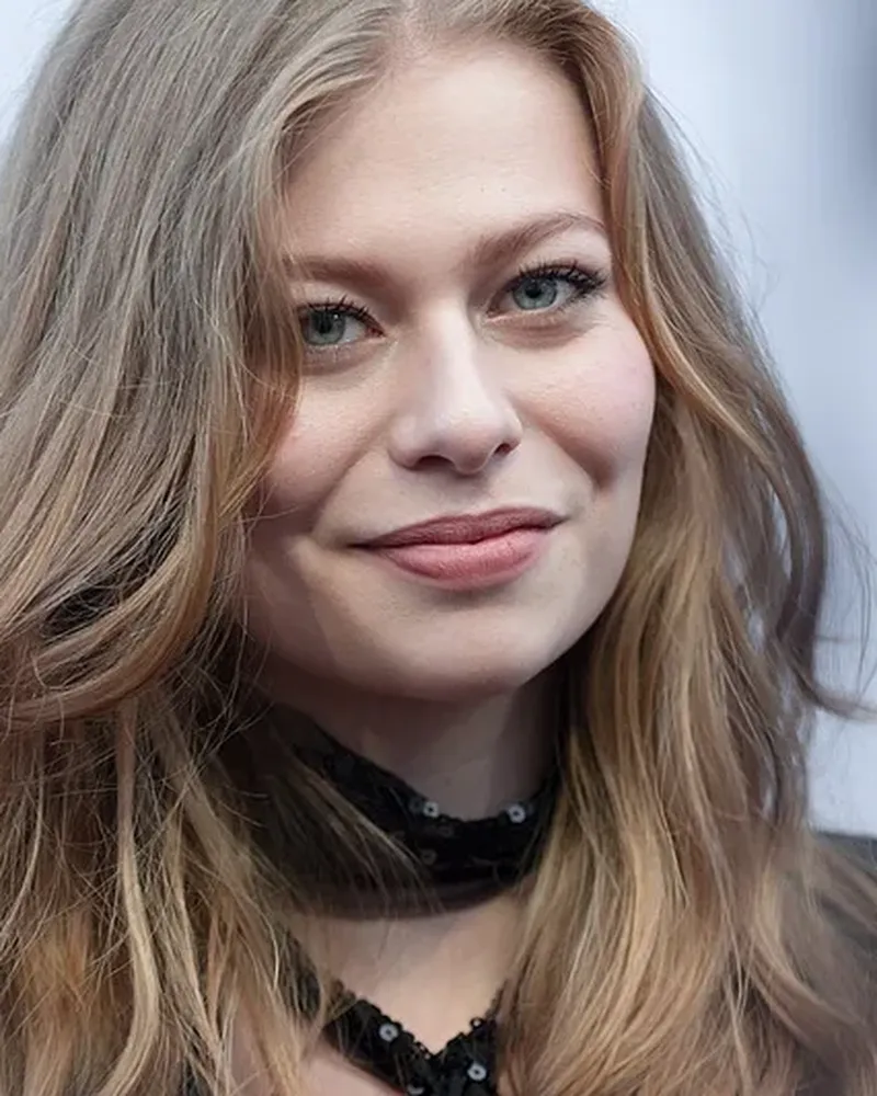 Zoe
